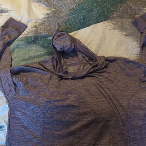 Light weight pull over